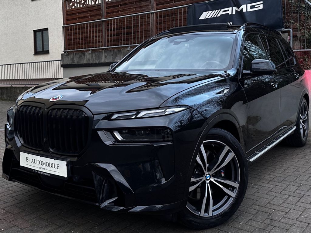 Image of BMW X7