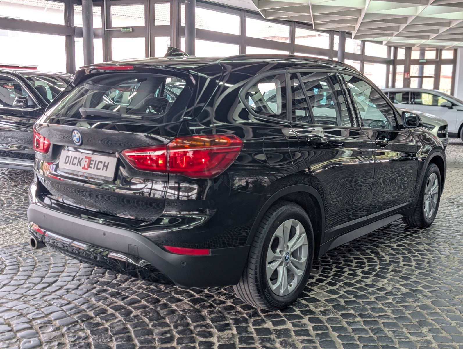 Fahrzeugabbildung BMW X1 xDrive 25e Advantage AHK LED APP VIRT SoH 87%