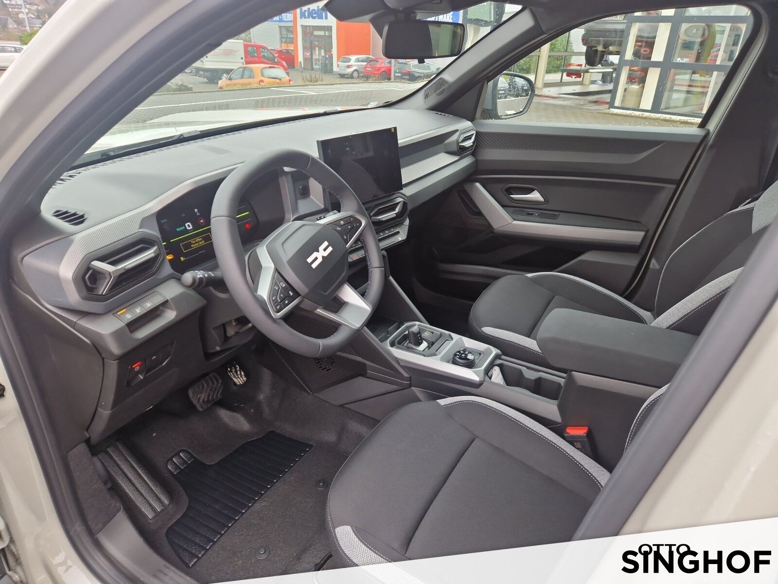 Fahrzeugabbildung Dacia New Duster Journey hybrid-G 150 4x4