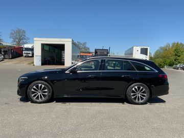Mercedes E 220 - 2