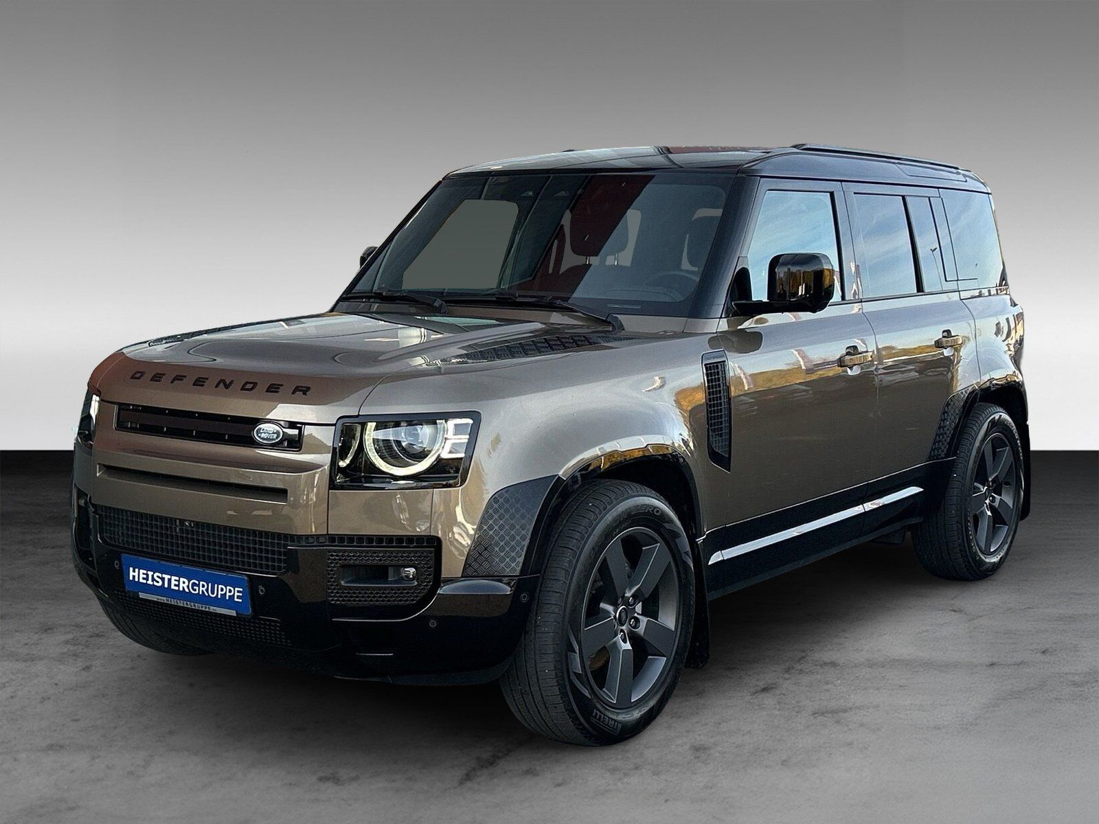 Land Rover Defender 3.0 D300  X-Dynamic HSE +AHK +PANORAMAD foto 2