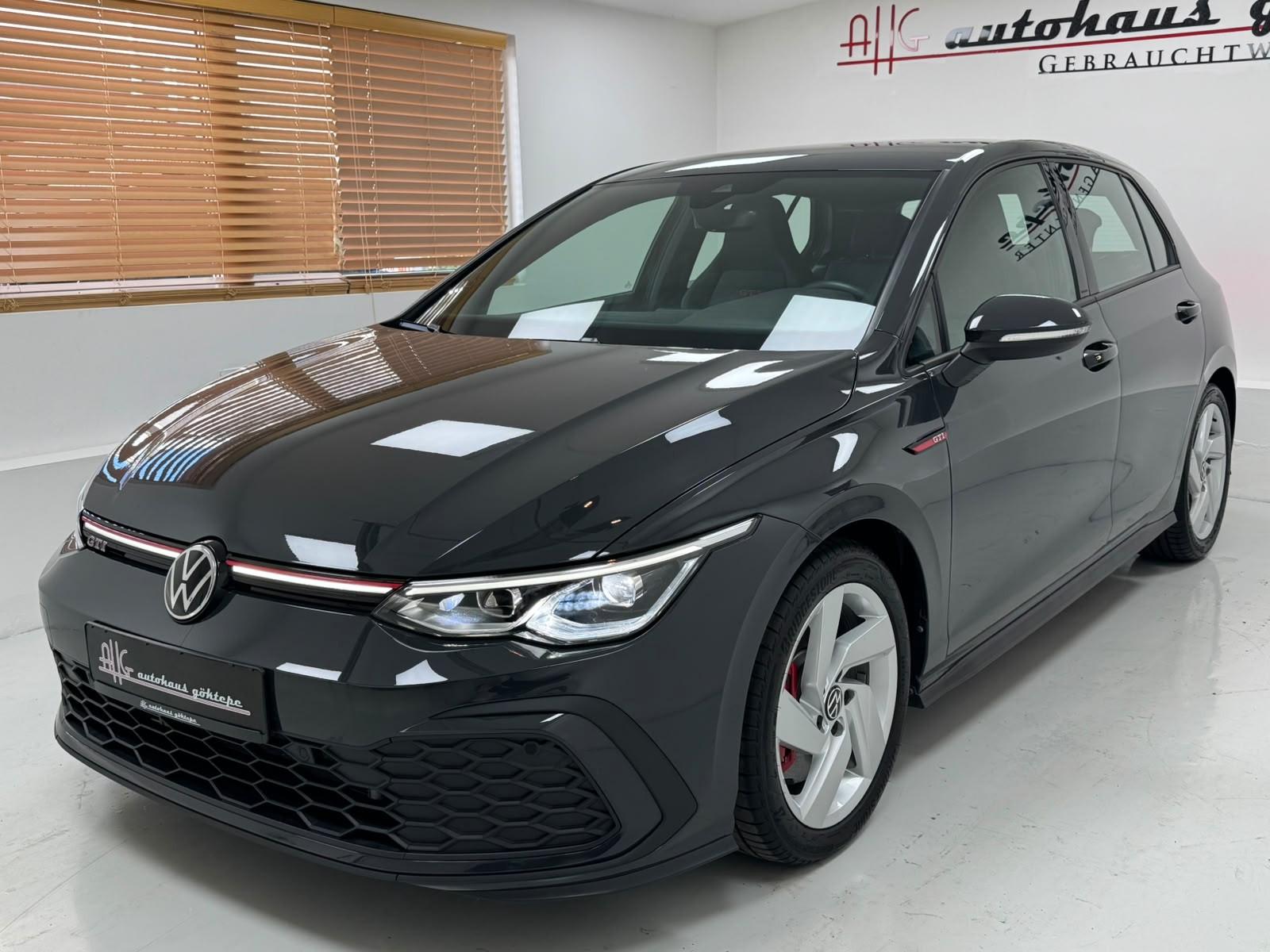 Volkswagen Golf VIII 2.0 TSI DSG GTI *LED*TRAVEL-ASSIST*