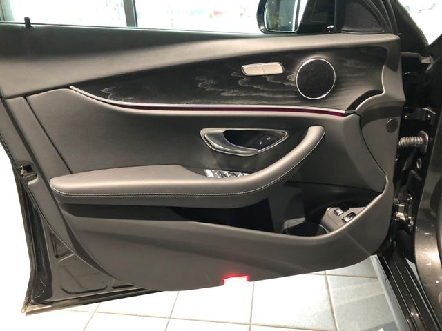Fahrzeugabbildung Mercedes-Benz E 300 e T/AMG/Night/AHK/360°/LED High Performanc