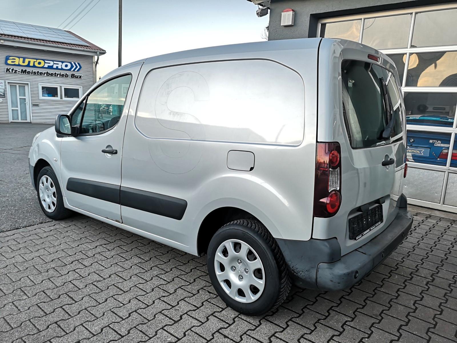 Peugeot Partner L1 Komfort 1.HAND KLIMA PARKTRONIK EURO5