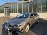 Volkswagen Passat 1.6 TDI BlueMotion BlueMotion - Volkswagen Passat: TDI Bluemotion
