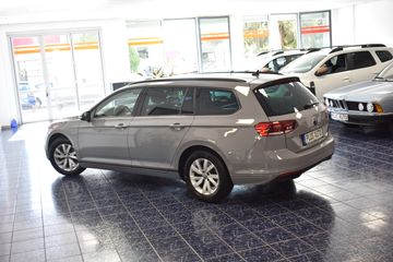 Volkswagen Passat - 4