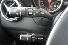 Fahrzeugabbildung Mercedes-Benz GLA 220 4Matic AMG Line 360 Kamera Navi Temp SHZ