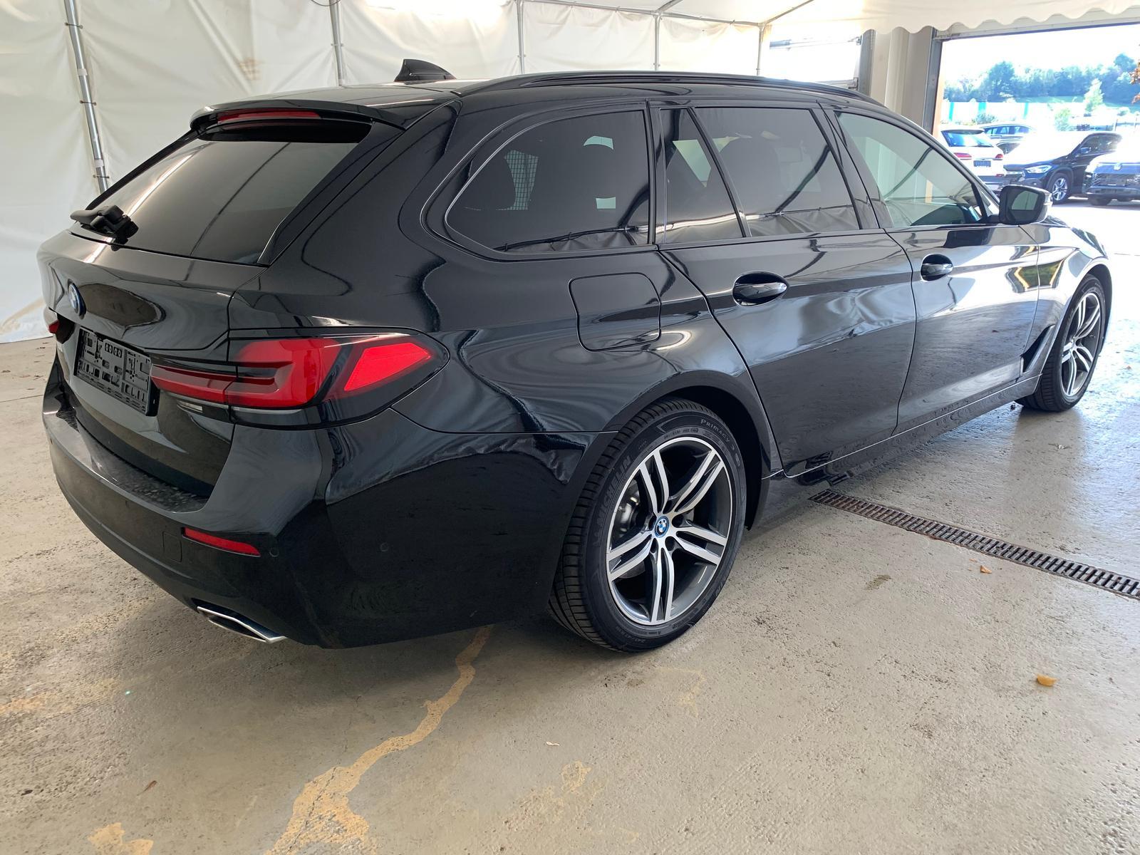 BMW 530e T COCKP-PRO/LED+/HEAD-UP/ACC/LEDER/KAM