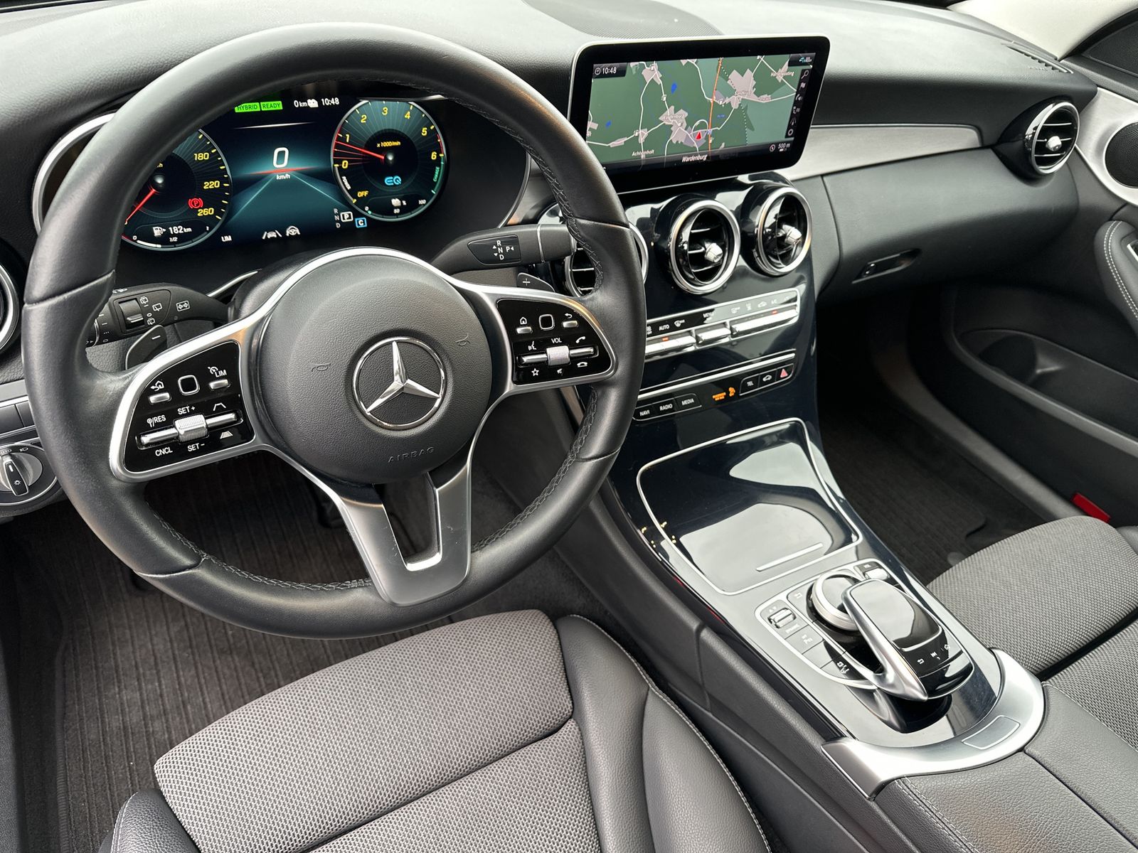 Fahrzeugabbildung Mercedes-Benz C 300de T Avantgarde NAV+LED+CARPLAY+WIDESCREEN