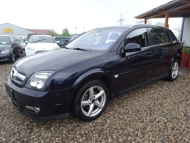 Opel Signum 1.9 CDTI Elegance 110kW