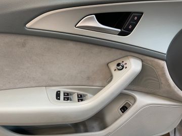 Audi A6 Avant 3.0 TDI quattro *Kamera*Klima*Navi*