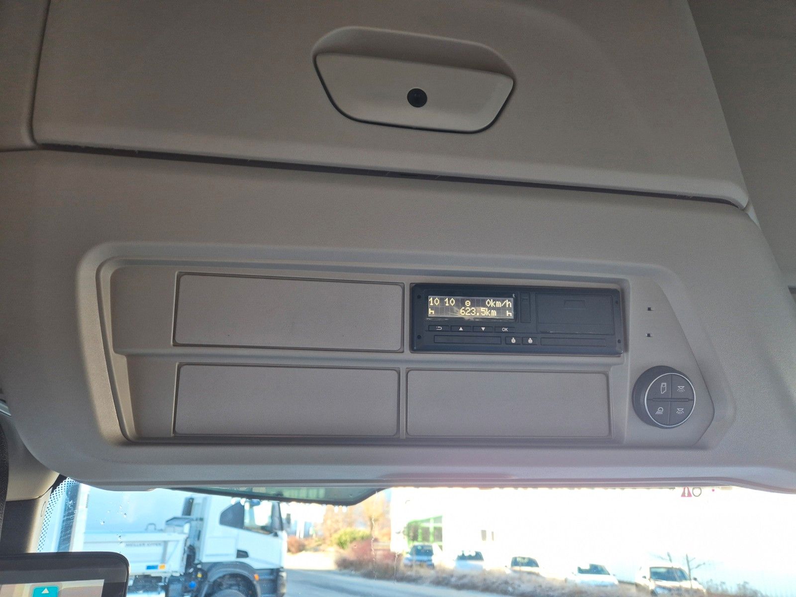 Fahrzeugabbildung Iveco AS260S58Y/FS CM 6x2-4 BDF Intarder Standklima