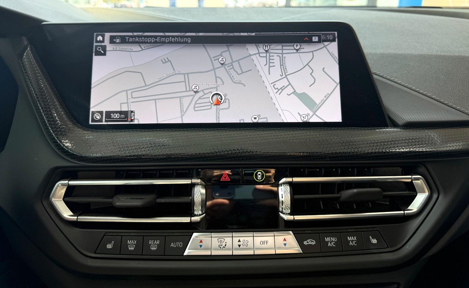 BMW 216d GC Sport Line LC. Prof. Kamera Pano LED