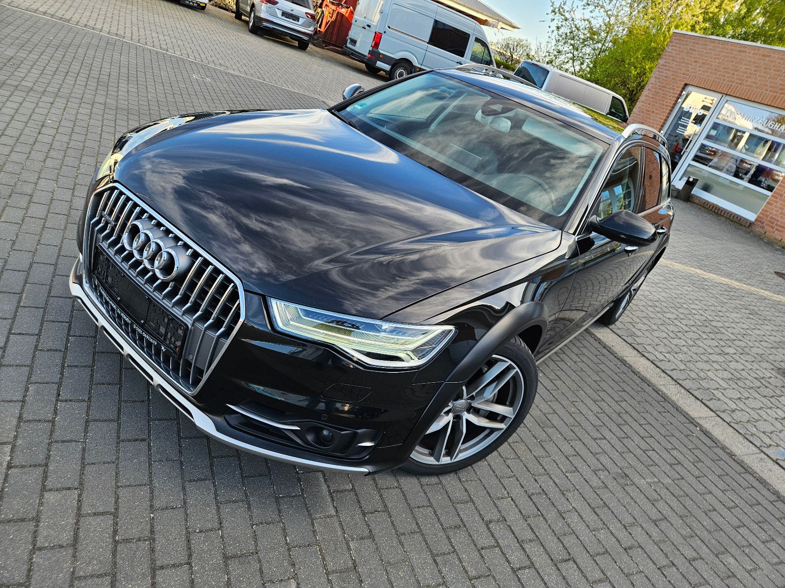 AUDI A6 Allroad 3.0 320PS Matrix Kamera Leder e-Sitze