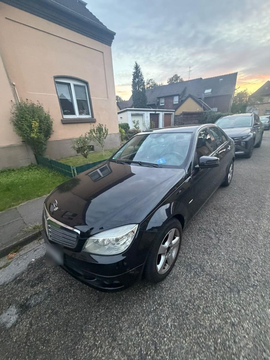 Mercedes-Benz C 180