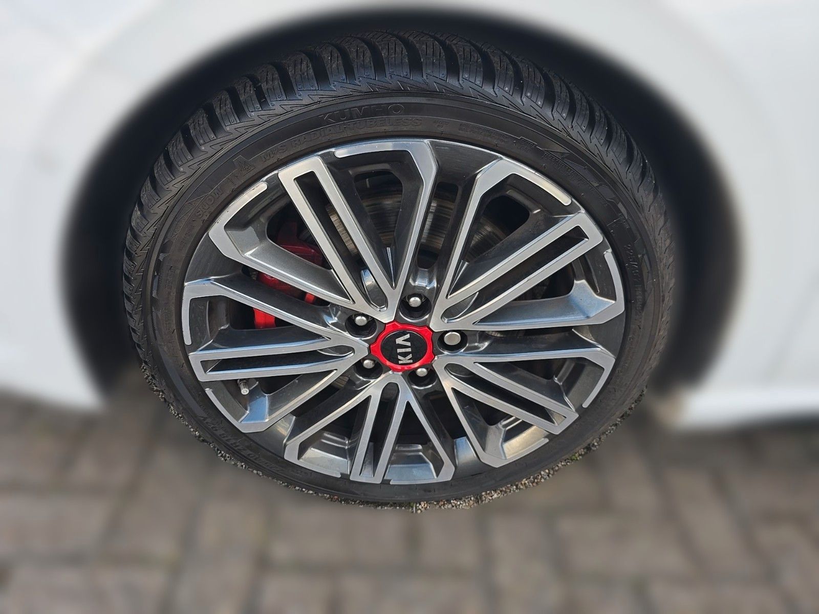 Fahrzeugabbildung Kia Ceed 1.6 T-GDI GT GD KOM NAVI Klappenauspuff