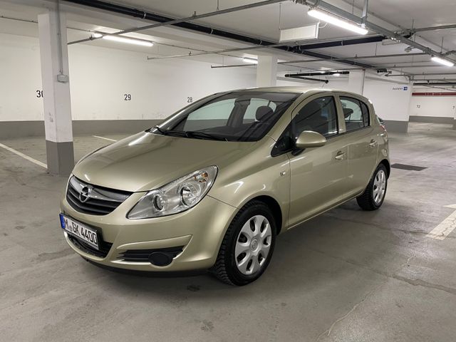 Opel Corsa D Edition