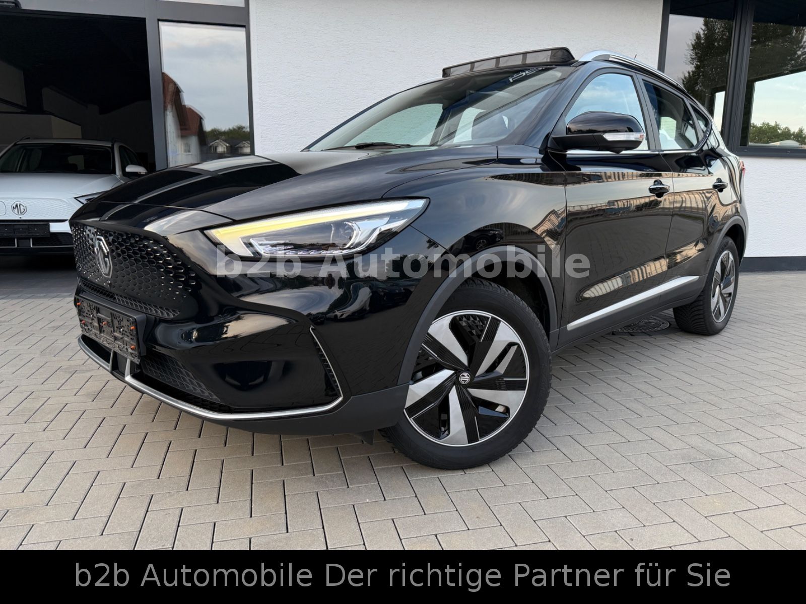 MG ZS EV Luxury/LED/Pano/360°/Cockpit/ACC/Key/!!