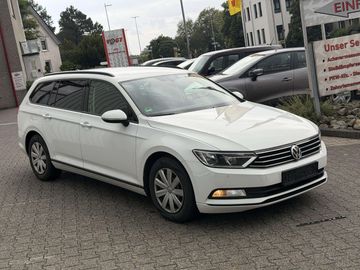 Volkswagen Passat Variant - 2