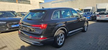 Audi Q7 - 6