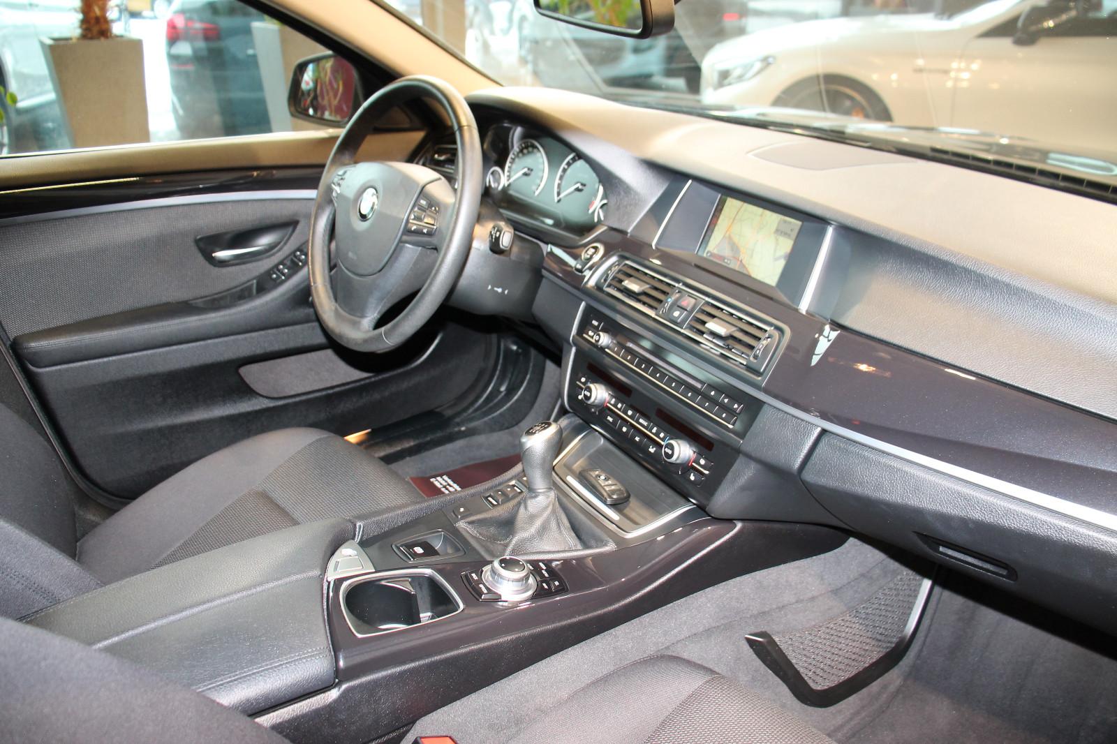 BMW 520i Limousine Head-Up Kamera AHK Navi SHZ