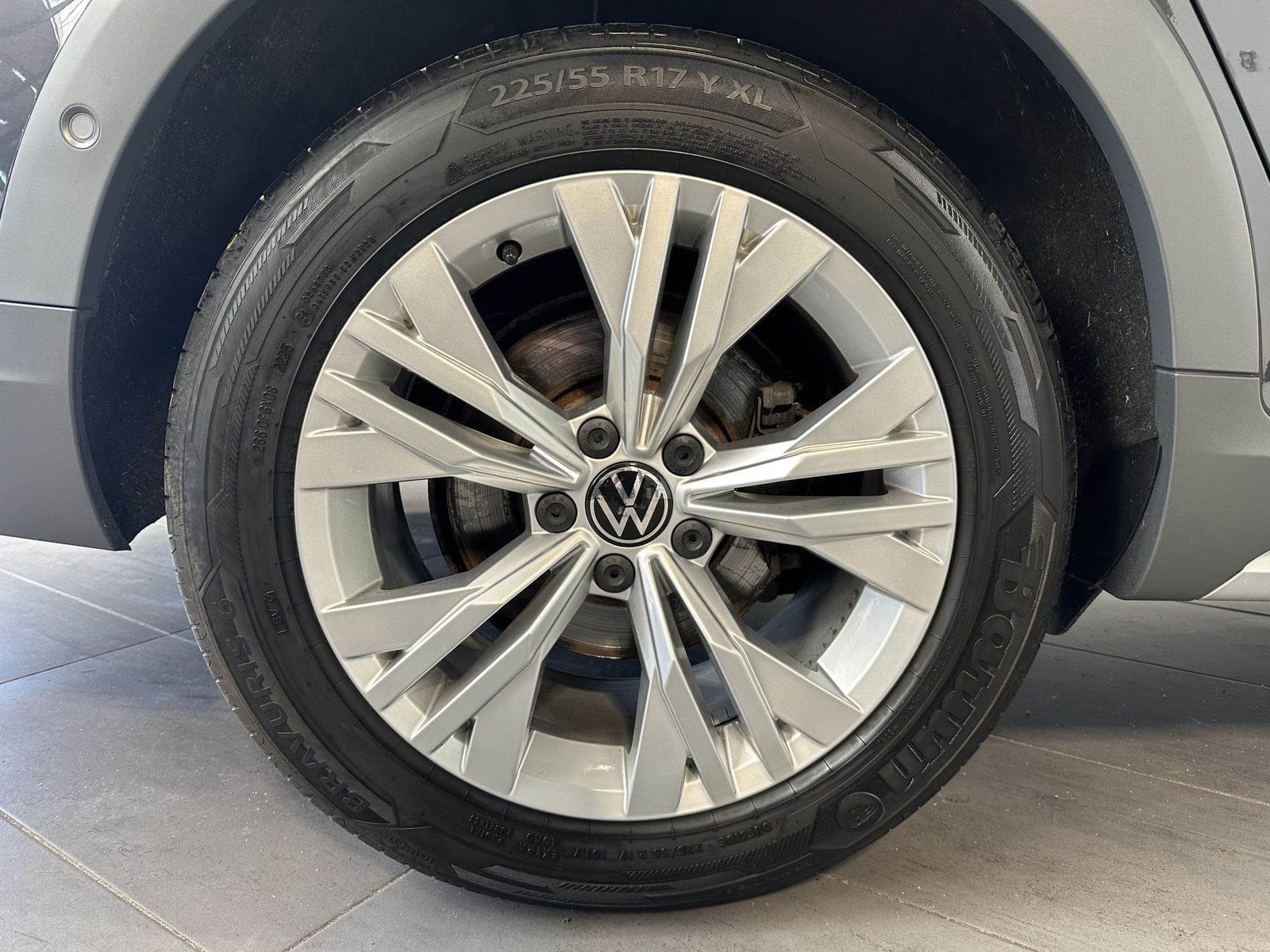 Fahrzeugabbildung Volkswagen Passat Alltrack 4Mo NAV+LED+AHK+CARPLAY+KAM+PLA