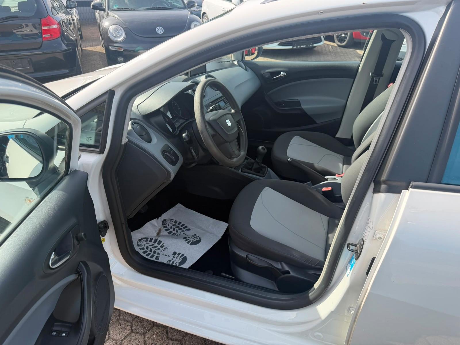 Seat Ibiza 2013 — photo 13