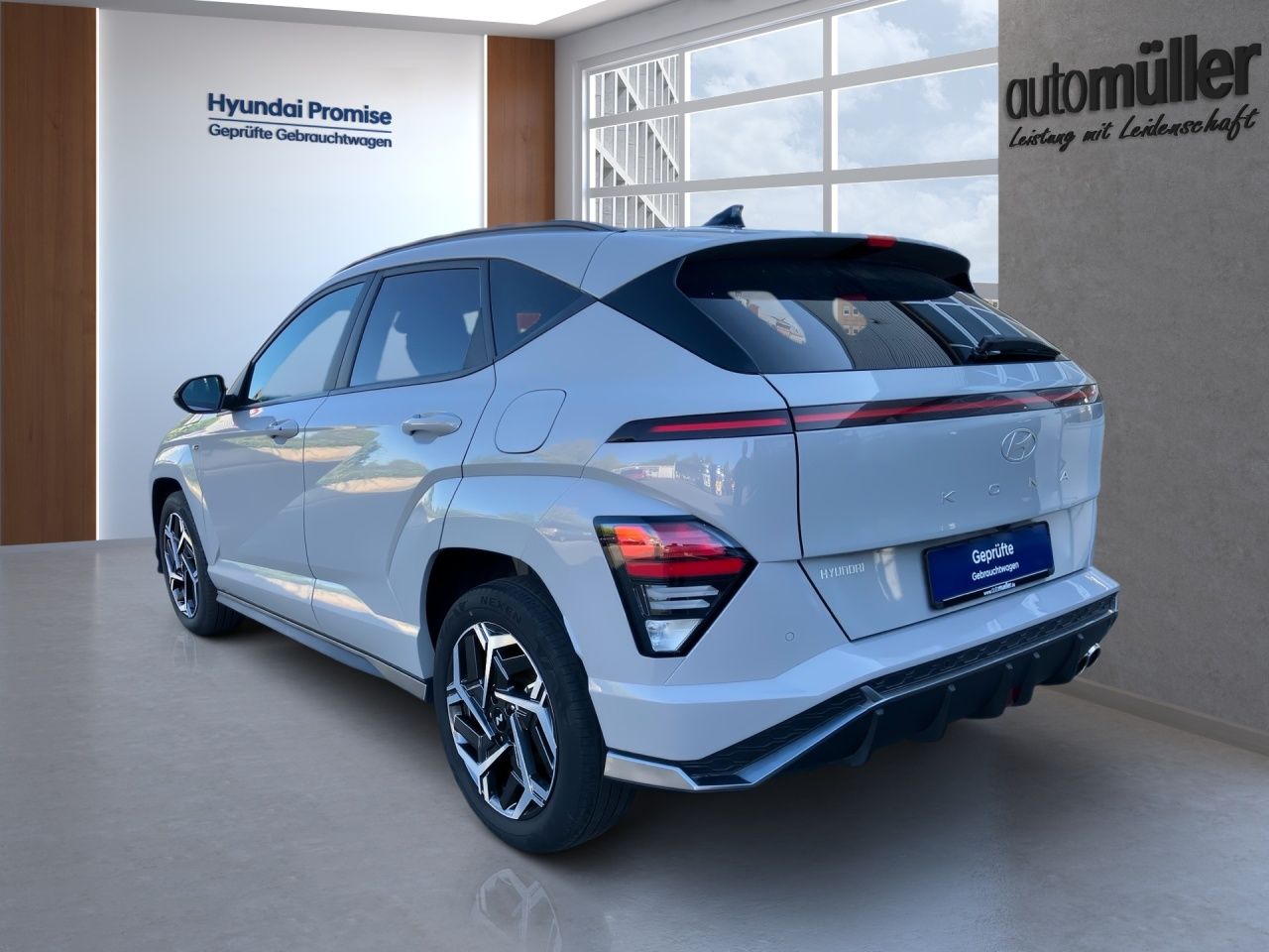 Fahrzeugabbildung Hyundai KONA N-LINE DISTRONIC+LED+AMBIENTE+KAMERA+KEYL