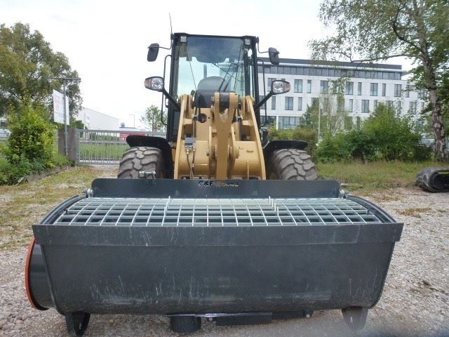 Fahrzeugabbildung Liebherr C&F Betonmischschaufel  BMX 650 T, CAT , Atlas