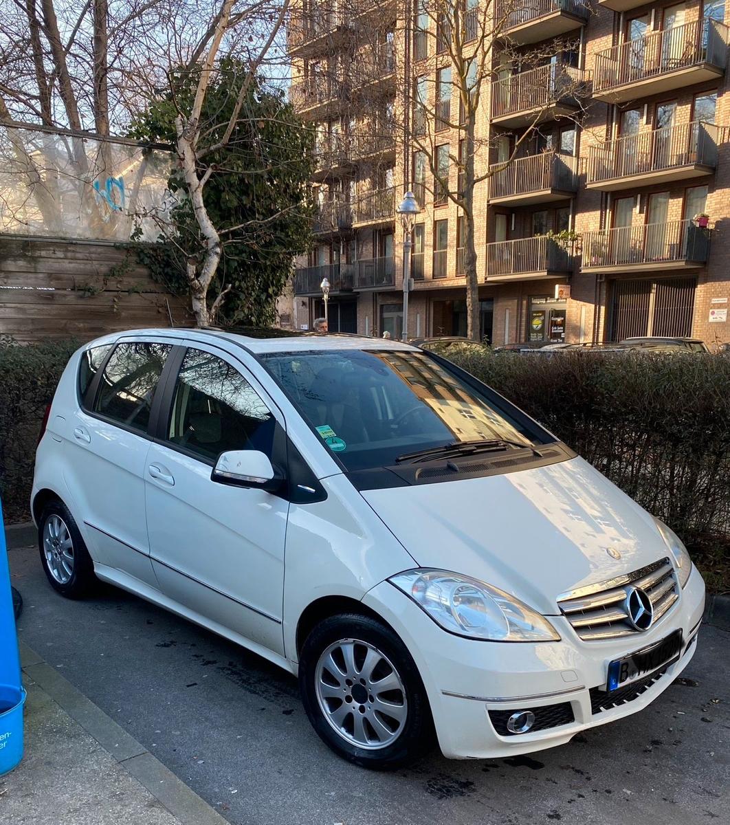 Mercedes-Benz A 180