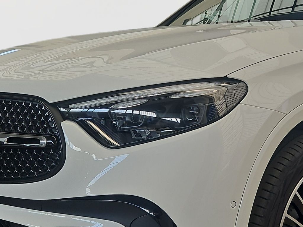 Fahrzeugabbildung Mercedes-Benz GLC 300 de 4MATIC +AMG+NIGHT+AHK+PANORAMA+