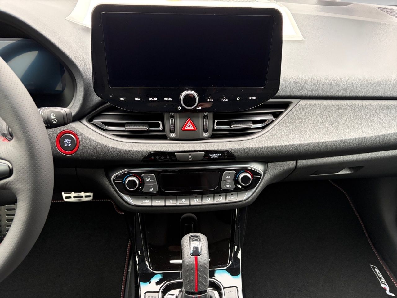 Fahrzeugabbildung Hyundai i30 N-LINE *SHZ*CARPLAY*NAVI*KLIMAA*LHZ*