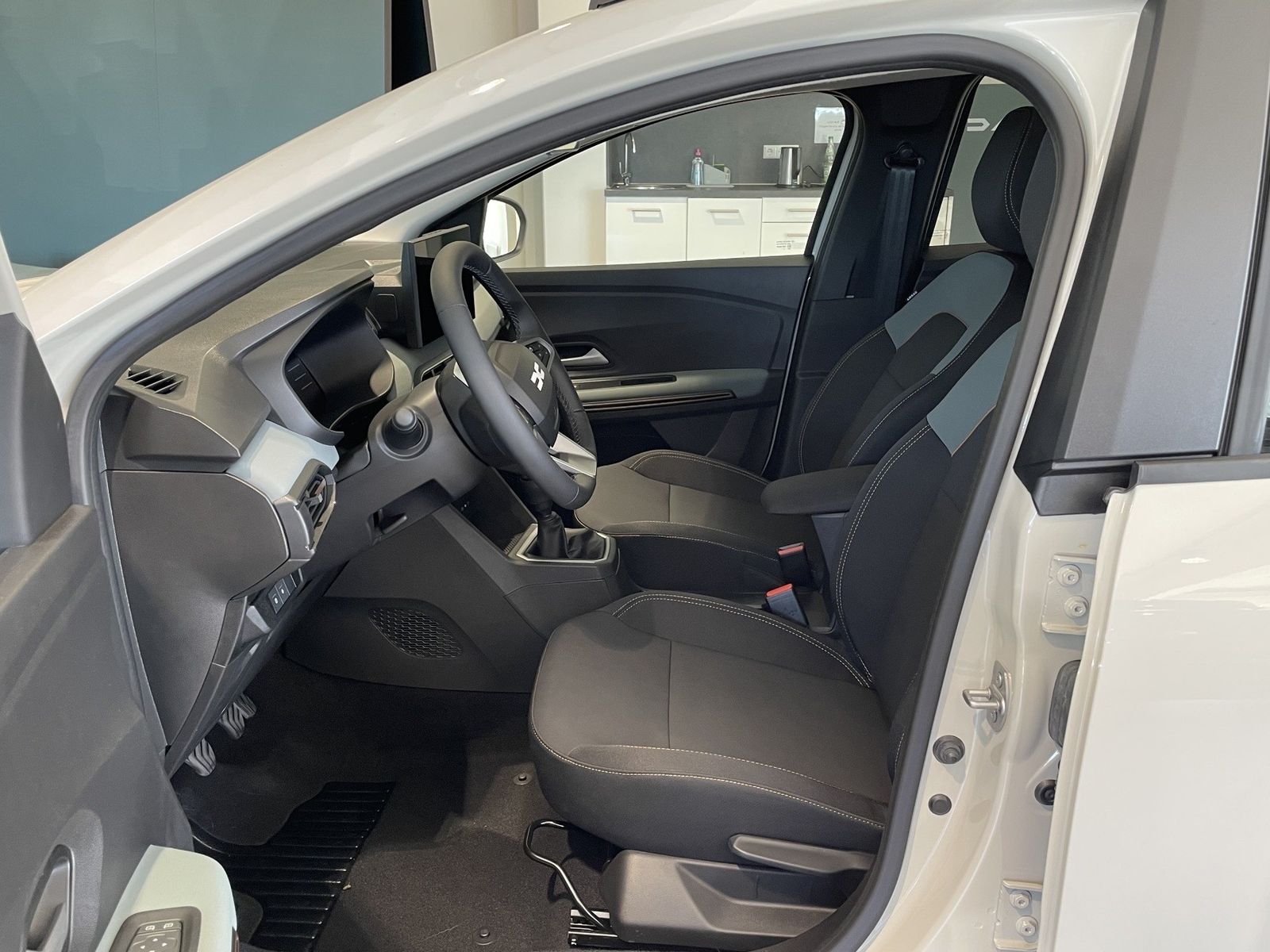 Fahrzeugabbildung Dacia Jogger Extreme TCe 110 7-Sitzer