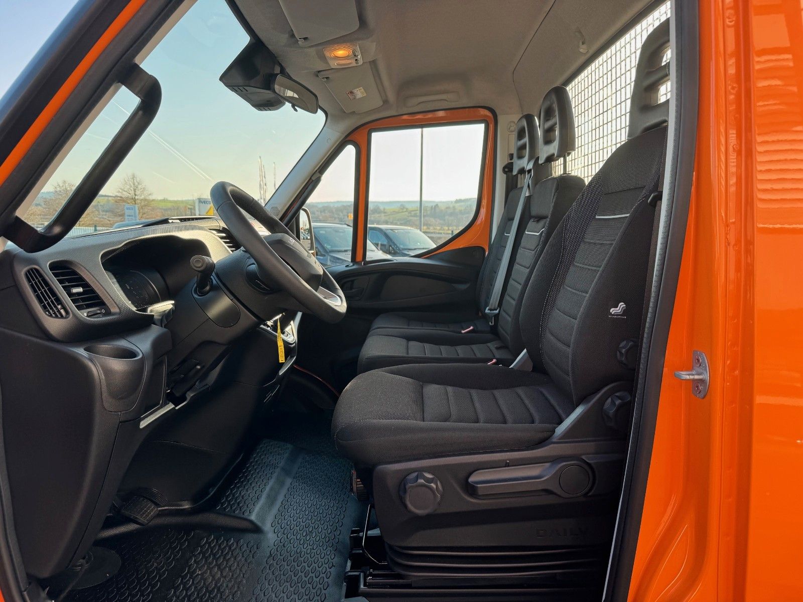 Fahrzeugabbildung Iveco Daily 60C16 HA8 3.0L A8 *R.3.450mm*Automatik*AHK