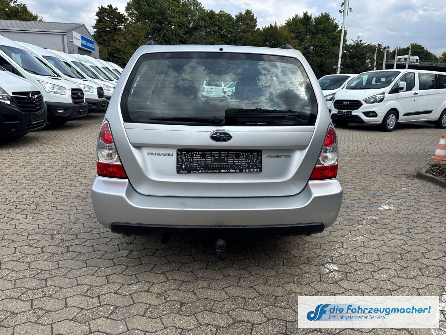 Fahrzeugabbildung Subaru Forester 2.0 X Active Niveau Klimaautom *EXPORT