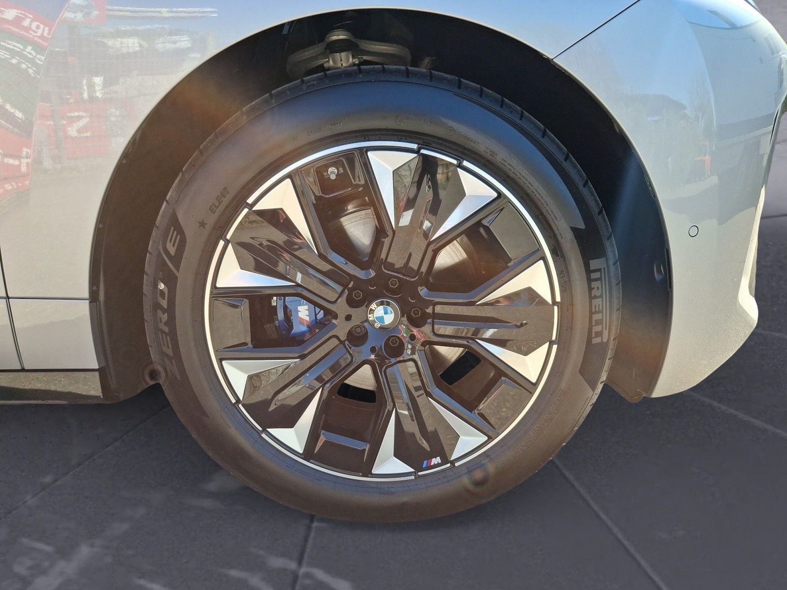 BMW iX - Bild 11