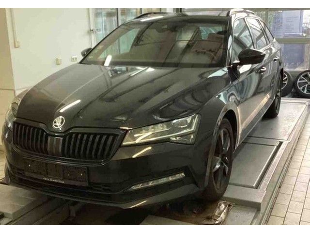 Skoda Superb Combi 2.0TDI 4x4 DSG *Sportline*ACC+LED+K