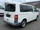 Volkswagen T5 2.5 TDI 5-Zylinder 7-Sitzer Klima PDC Sthz - Volkswagen T5: Sitze