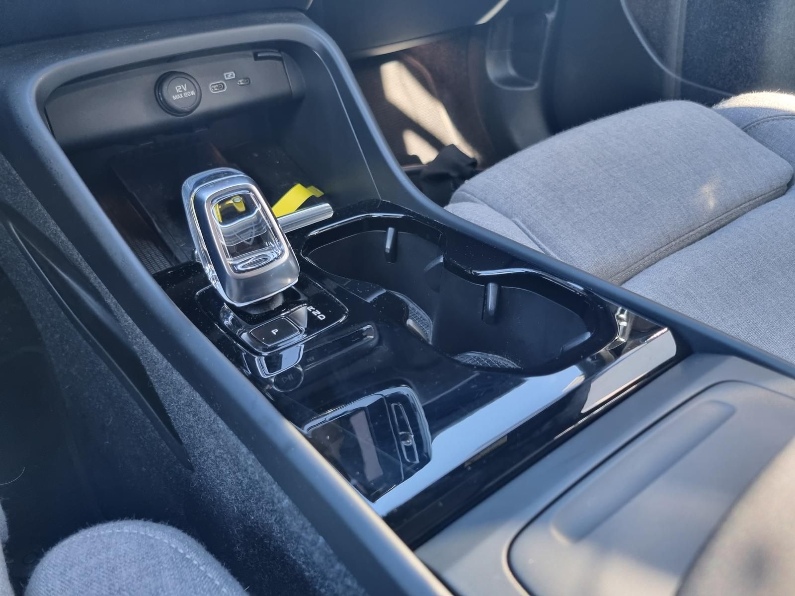 Fahrzeugabbildung Volvo XC40 Recharge Single Ext. Ultimate 'Glasdach'