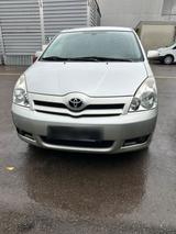 Toyota Carola verso - Toyota Verso in Stuttgart