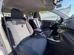 Fahrzeugabbildung Toyota RAV 4 2.0 4x2 Sol AHK SCHECKHEFTGEPFLEGT