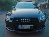 Audi S8 Plus 4.0 TFSI tiptronic quattro - 605 PS - Audi: 60