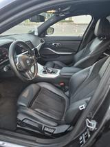 BMW  320i M Sport Paket Sehr gepflegt Shadow Line - BMW 320: 320i M Paket