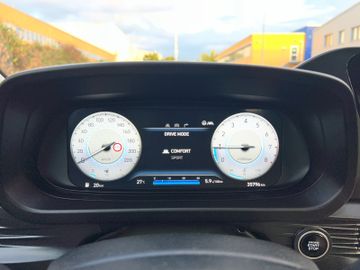 Hyundai i20 - 12