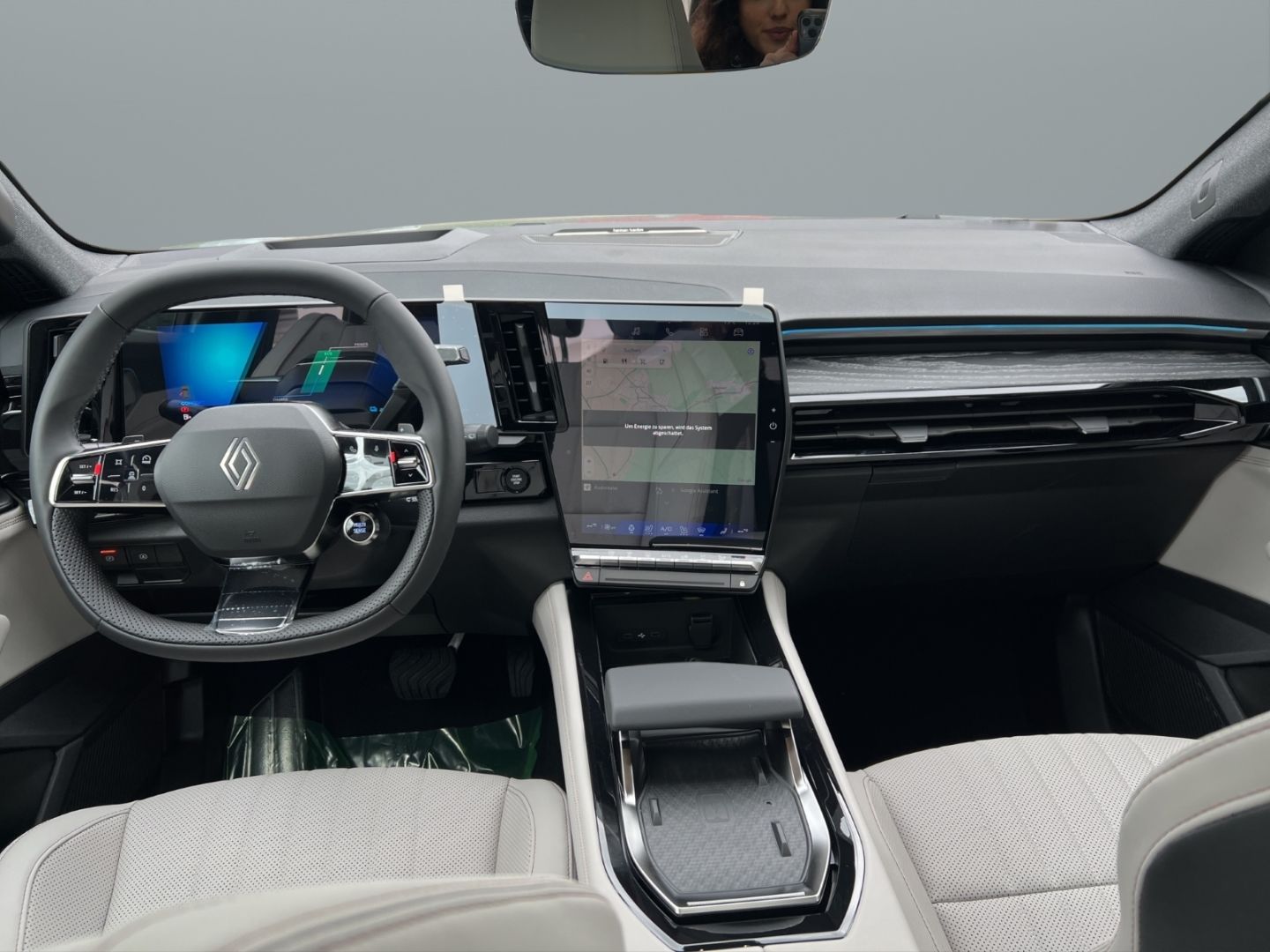Fahrzeugabbildung Renault Espace VI Techno E-Tech Hybrid 1.2 Full 200 EU6e