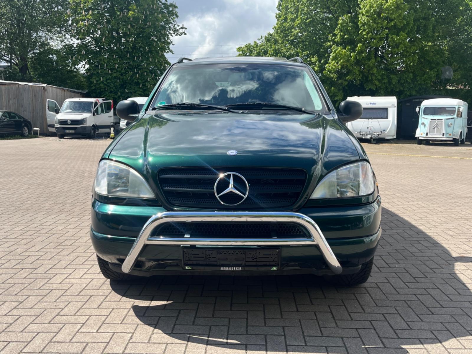 Mercedes-Benz ML 320 3.2 /AHK/KLIMA/SITZH/TEMPO