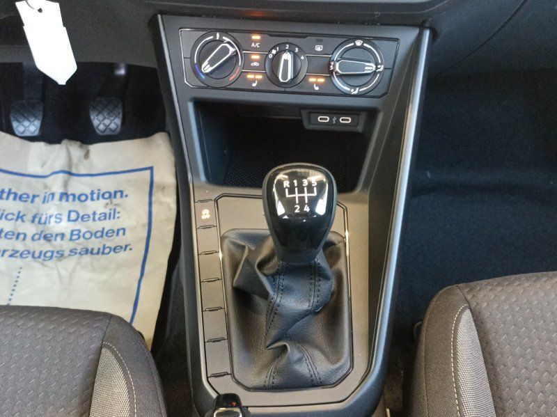 Fahrzeugabbildung Volkswagen Polo 1.0 TSI Energy