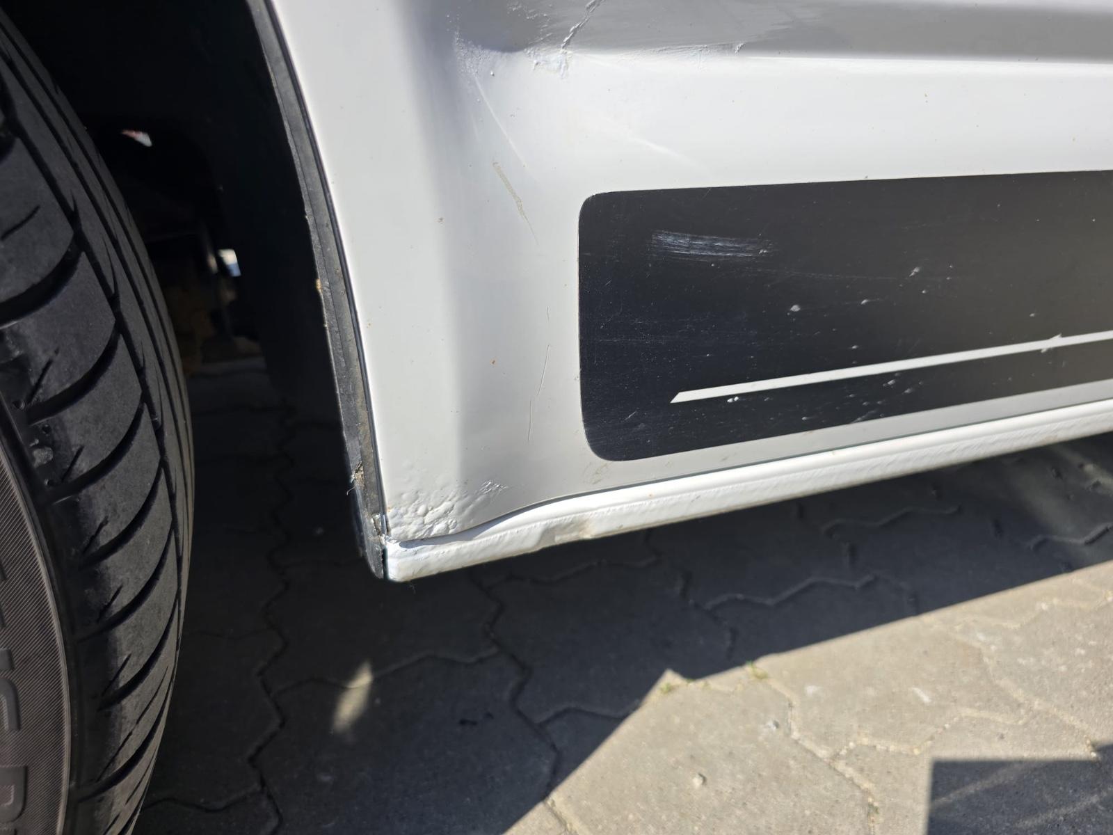 Volkswagen T5 Transporter Bus Multivan Edition 25