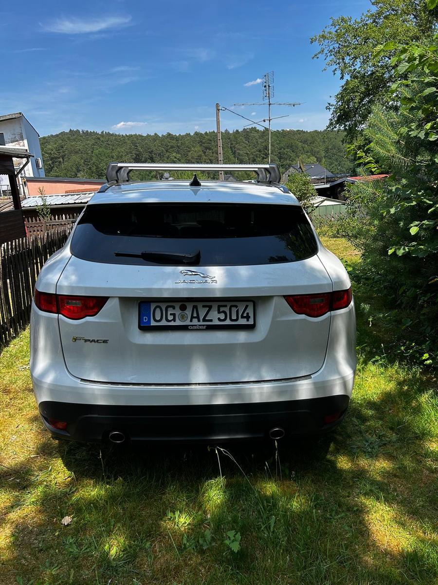Jaguar F-Pace 25d AWD R-Sport Automatik R-Sport Top Zus