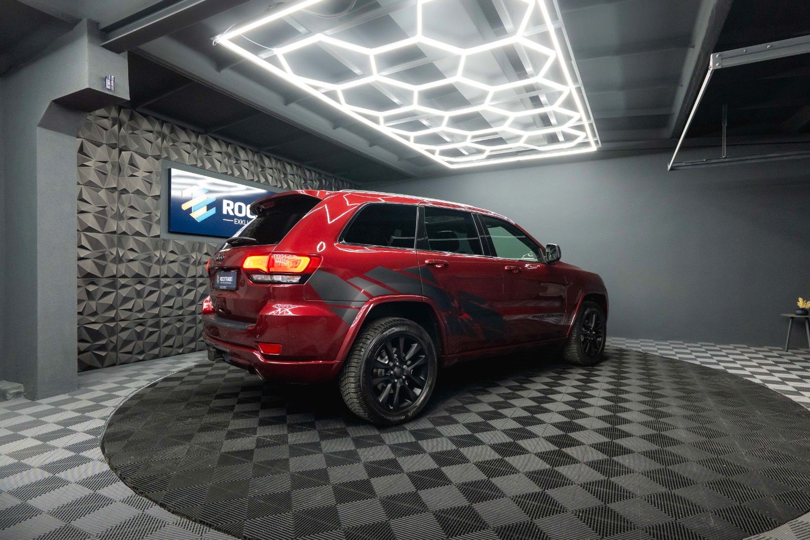 Fahrzeugabbildung Jeep Grand Cherokee 3.6 4x4 Altitude *Pano*CarPlay*
